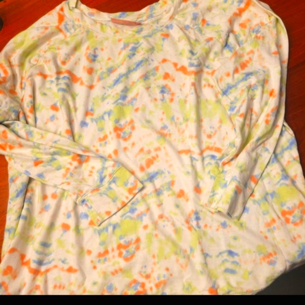 Cute paint splatter shirt 4x